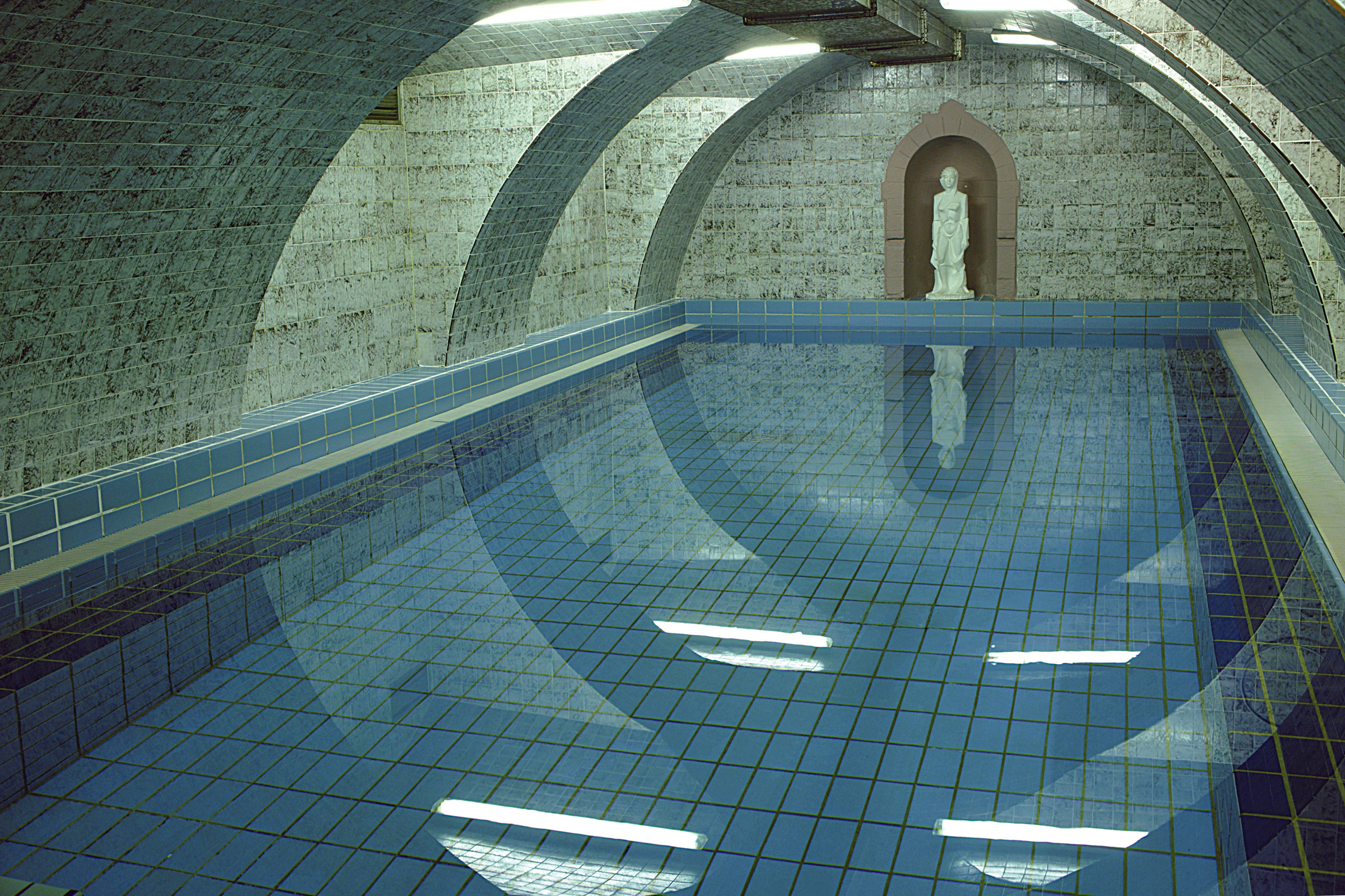 словения рогашка санаторий. гранада крытый бассейн. горячие источники туринск в туринске акварель. крытый термальный бассейн. крытый термальный бассейн.