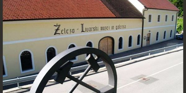 Zelezo livarski muzej in galerija Dvor