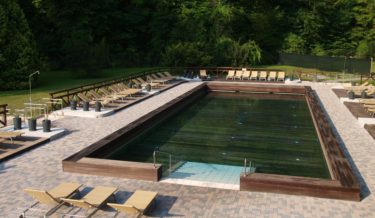 leseni bazen Terme Smarjeske toplice